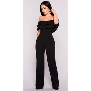 👗SOLD👗Fashion Nova Black Jumpsuit